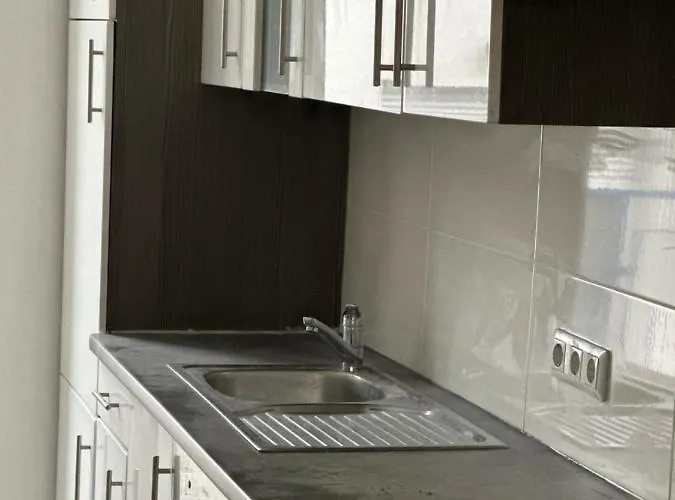 Апартаменти City Apartment *