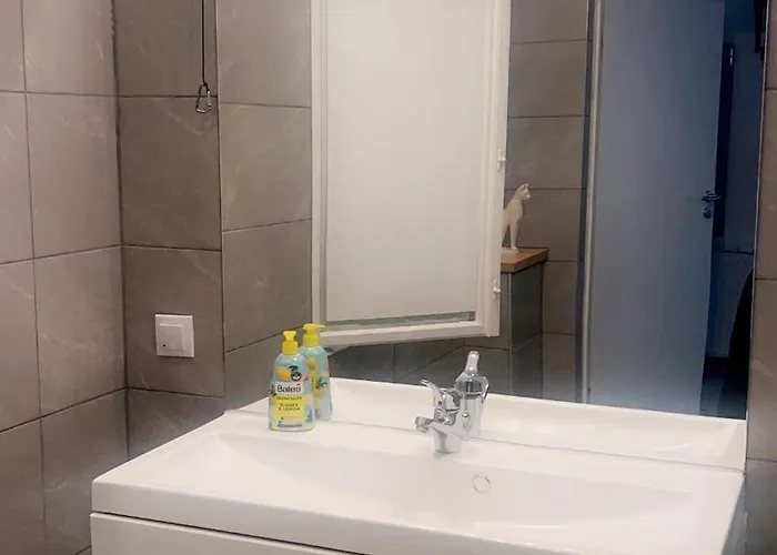 Апартаменти City Apartment *