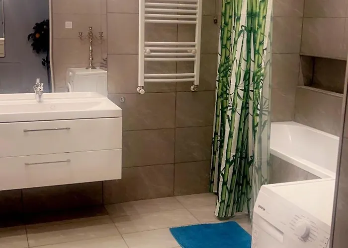 City Apartment *
